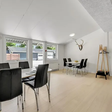 Apartment Stunning In Henne With Wifi And 1 Bedrooms